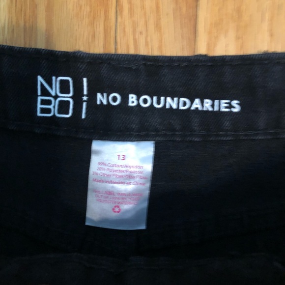 No boundaries jean shorts nwt - Picture 4 of 5